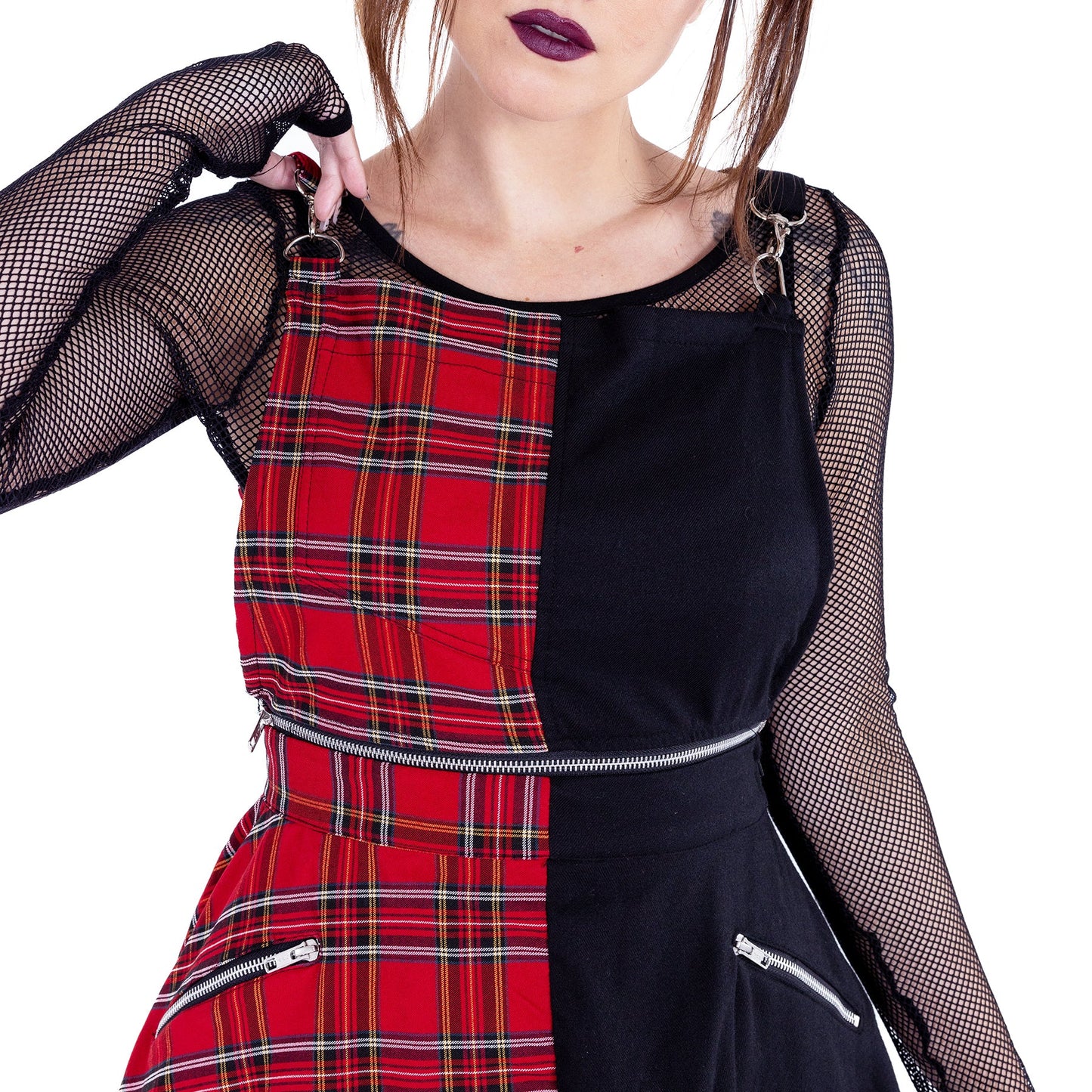 INTO THE VOID PINAFORE - BLACK/RED TARTAN REF.IN2435